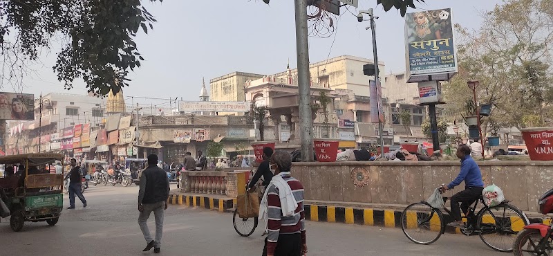 Maidagin Crossing - Maidagin Crossing, Maidagin Xing, Varanasi, Uttar Pradesh 221001, India