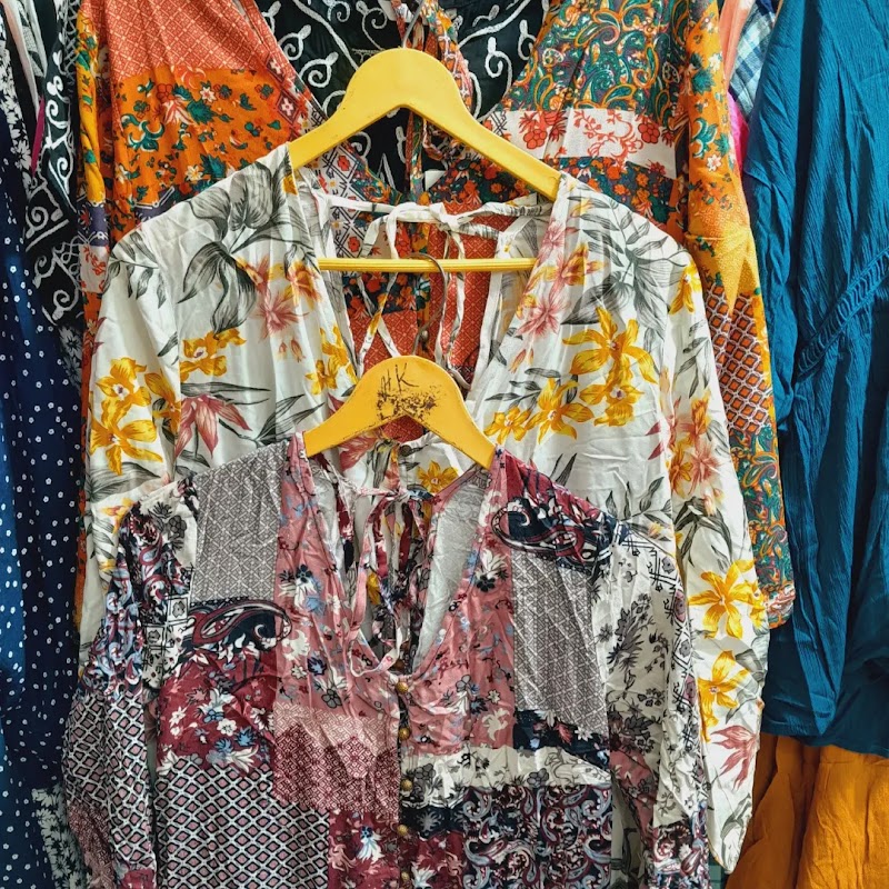 Kasim export - Kasim export 4-A, Hill Road Hill road, Ranwar, Bandra West Shop no 6 elco arcade, ground floor, D wing, near elco pani pori, Ranwar, Bandra West, Mumbai, Maharashtra 400050, India