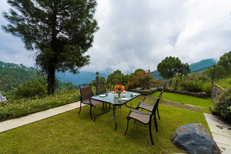 StayVista at Destine Villa in Shalu Khurd | 4 BHK Luxury Villa - StayVista at Destine Villa in Shalu Khurd | 4 BHK Luxury Villa, Shalu Khurd, Himachal Pradesh 173220, India