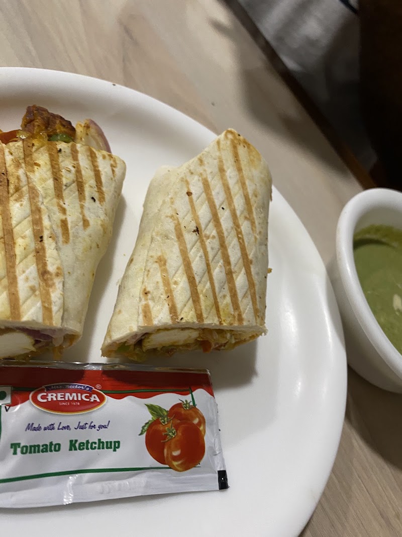 OM Sweets private limited - OM Sweets private limited P1, Shiv Puri, Circular Rd, New Colony, Sector 7, Gurugram, Haryana 122001, India