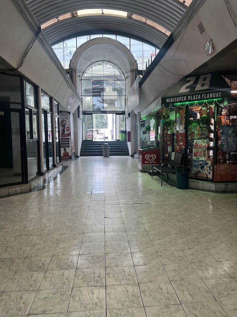 Plaza Tláhuac - Plaza Tláhuac Av. Tlahuac 5295, Los Olivos, Tláhuac, 13210 Ciudad de México, CDMX, Mexico