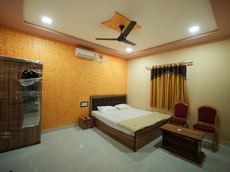 Shital Resort - Shital Resort, Gir gadhda road, behind Balkrishna cotton meal, Una, Gujarat 362560, India
