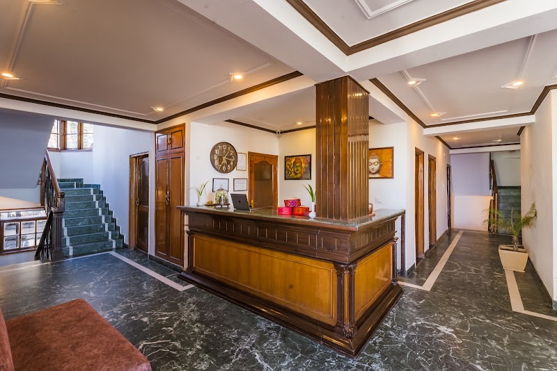 Tripli Hotels Le Royale Hotel, Shimla - Tripli Hotels Le Royale Hotel, Shimla, Jakhoo Road, near Ridge, Lakkar Bazar, Shimla, Himachal Pradesh 171001, India