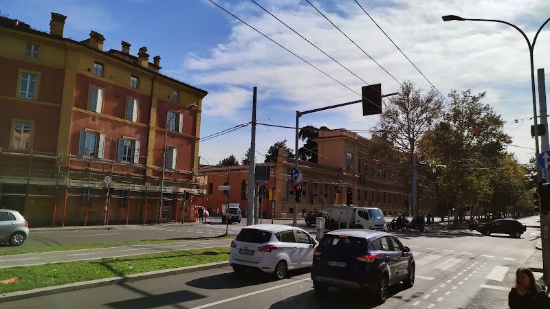 Porta San Vitale - Porta San Vitale, Piazza di Porta S. Vitale, 40125 Bologna BO, Italy