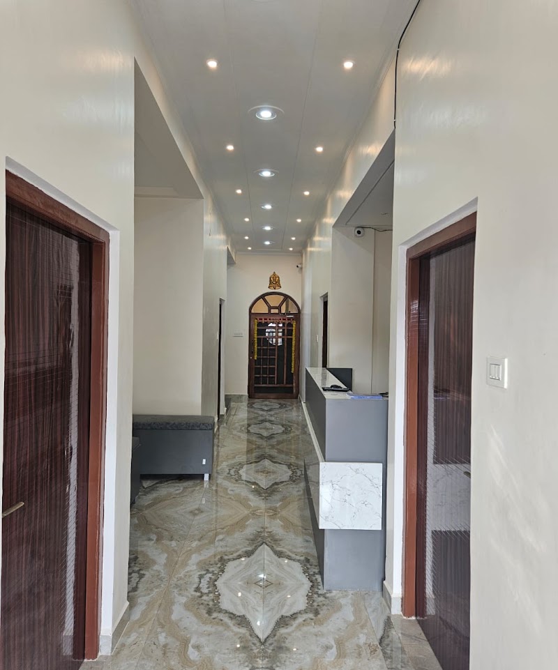 Raghupati Raghav Raja Ram Inn - Raghupati Raghav Raja Ram Inn, HN.13/3/39, D, Tedhi Bazar Rd, behind KOSELESE SADAN, near UNMMAL BARRIER, Awas Vikas Colony, RAMKOT, Ayodhya, Uttar Pradesh 224123, India