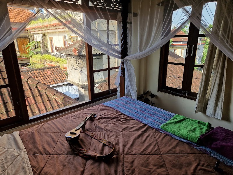 Nyoman Murjana - Nyoman Murjana, F7M6+HRR, Jl. Hanoman, Ubud, Kecamatan Ubud, Kabupaten Gianyar, Bali 80571, Indonesia