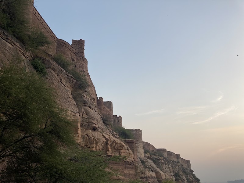 Mehrangarh Fort parking - Mehrangarh Fort parking 822C+X5Q, Fateh Pol Rd, Sodagaran Mohalla, Jodhpur, Rajasthan 342001, India