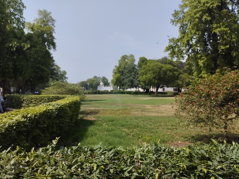 Red Fort Park, Delhi - Red Fort Park, Delhi M63R+FVP, Lal Qila, Chandni Chowk, New Delhi, Delhi, 110006, India