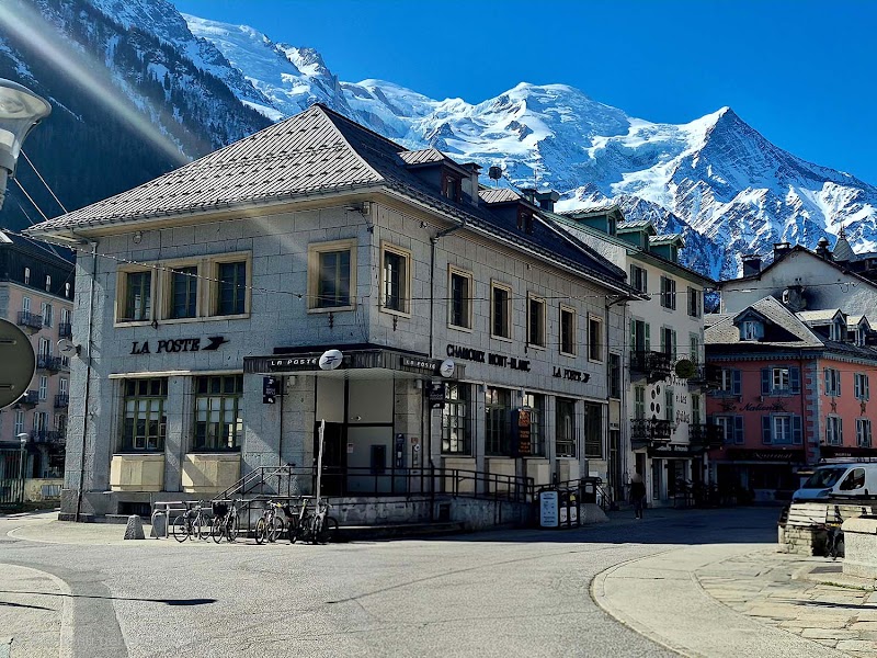 Post Office - Post Office, 89 Pl. Balmat, 74400 Chamonix-Mont-Blanc, France