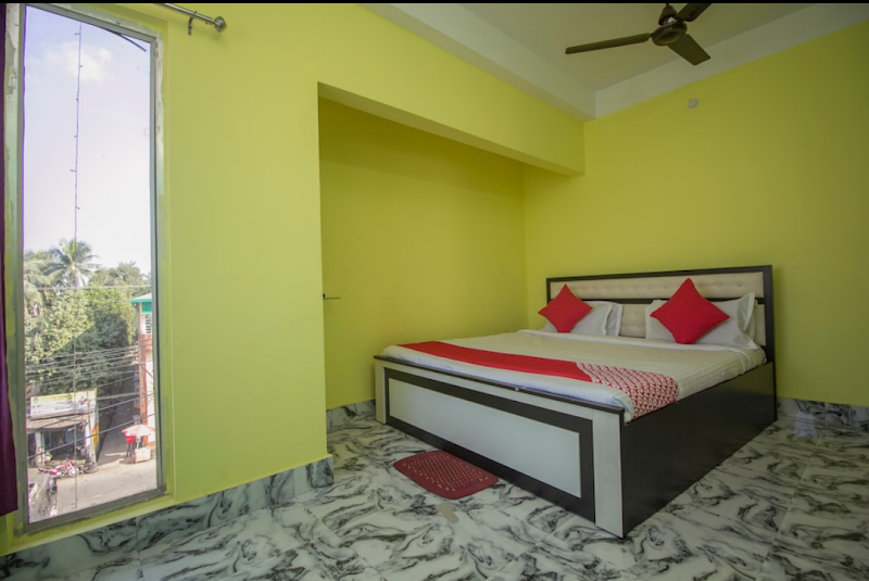 Hotel radharani - Hotel radharani Shankar Rd, Ward 35, Babupara, Siliguri, West Bengal 734007, India