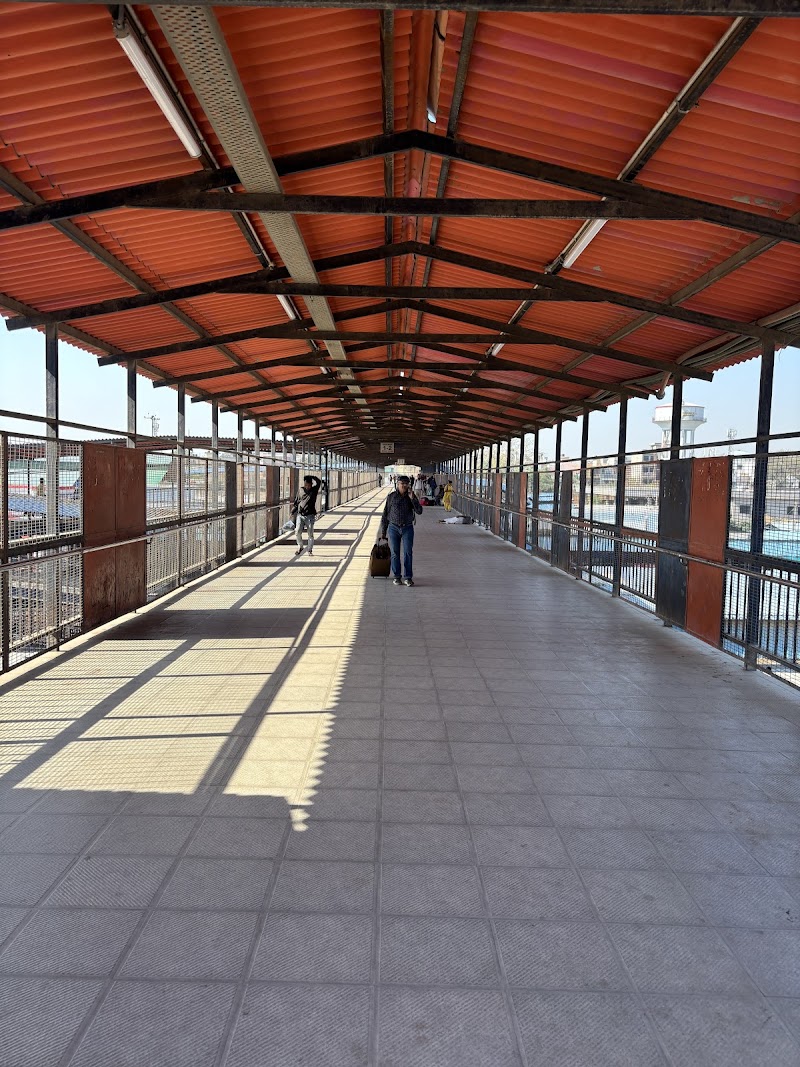 Ghaziabad Junction - Ghaziabad Junction, Bhur Bharat Nagar, Railway Colony, Madhopura, Ghaziabad, Uttar Pradesh 201009, India