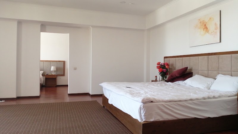 Hotel Gold ASSN - Hotel Gold ASSN, J4X2+CF9, Ulitsa Auezova, Cholpon-Ata, Kyrgyzstan
