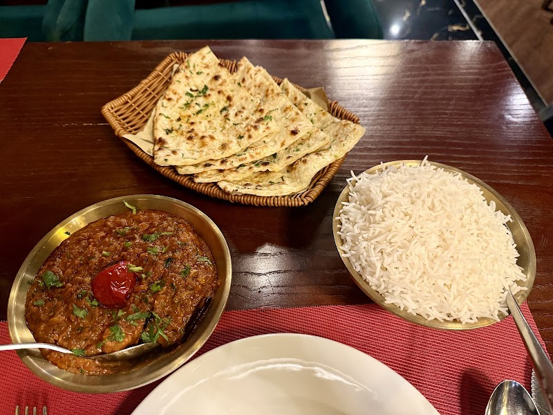 The TAJ Indian & Vegetarian Restaurant - Hanoi Old Quarter Hoan Kiem - The TAJ Indian & Vegetarian Restaurant - Hanoi Old Quarter Hoan Kiem 71 P. Hàng Buồm, Phố cổ Hà Nội, Hoàn Kiếm, Hà Nội 100000, Vietnam