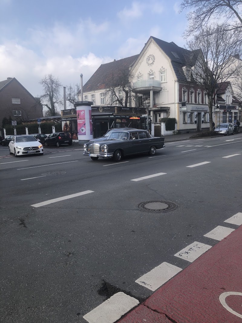 Turkish Airlines - Turkish Airlines Bochumer Str. 84, 45661 Recklinghausen, Germany