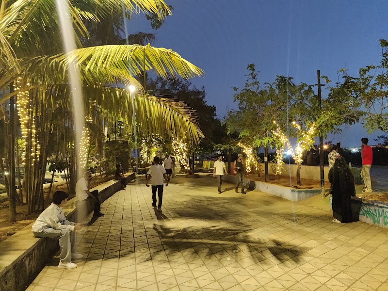 Carter Road Skatepark - Carter Road Skatepark Additional Police Commissioner Office, Bandra West, Mumbai, Maharashtra 400050, India