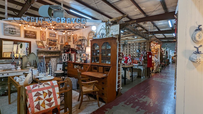 River City Antique Mall - River City Antique Mall, 876 Spider Webb Dr, Rome, GA 30161, USA