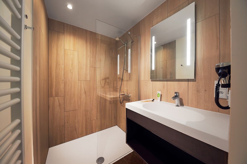 Terhills Resort by Center Parcs - Terhills Resort by Center Parcs, 2M4P+J2, Nationaal Parklaan 1, 3650 Dilsen-Stokkem, Belgium