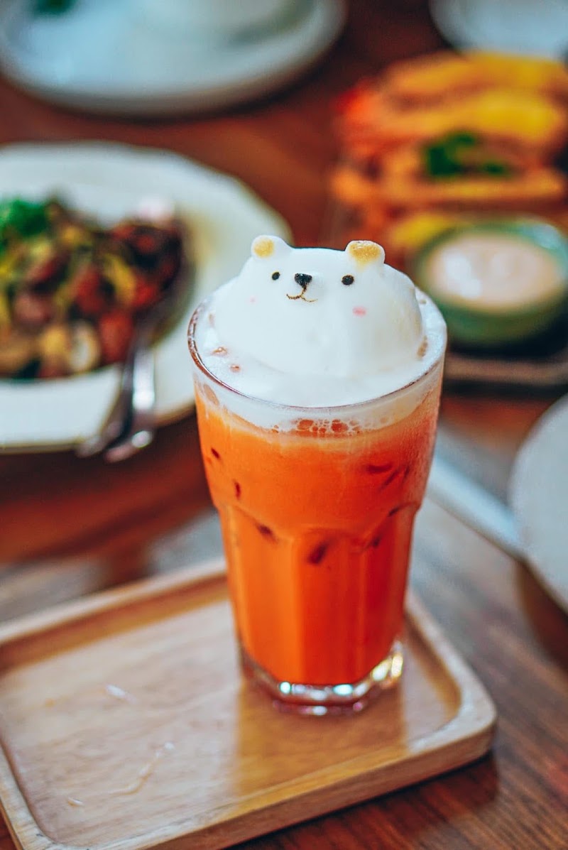 B-Story Garden Café & Restaurants - B-Story Garden Café & Restaurants 33, 25 Pradit Manutham Rd, Khwaeng Lat Phrao, Khet Lat Phrao, Krung Thep Maha Nakhon 10230, Thailand