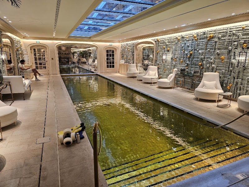 Hôtel de Crillon, A Rosewood Hotel - Hôtel de Crillon, A Rosewood Hotel 10 Pl. de la Concorde, 75008 Paris, France