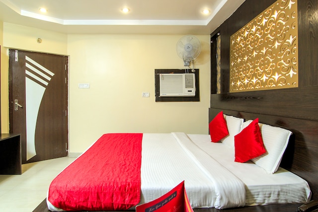Hotel Yash - Hotel Yash AP Sen Rd, Near Mohan Hotel, Cash and Pay Colony, Charbagh, Lucknow, Uttar Pradesh 226004, India