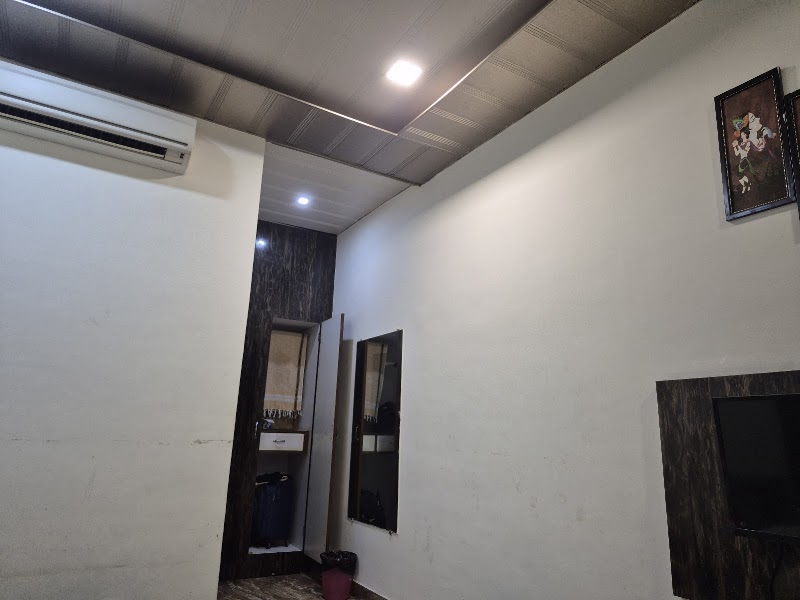 Wood Castle Hotel ( Ammar and Ujma Wedding ) - Wood Castle Hotel ( Ammar and Ujma Wedding ) 6MQJ+RVP, Great Eastern Rd, Shatabdi Nagar, Telibandha, Raipur, Chhattisgarh 492001, India