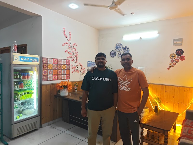 Punjabi Kitchen & Tandoori Hut - Punjabi Kitchen & Tandoori Hut Takoli, Himachal Pradesh 175121, India