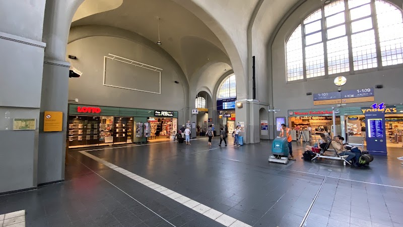 Hauptbahnhof Koblenz - Hauptbahnhof Koblenz, Bahnhofpl. 2, 56068 Koblenz, Germany