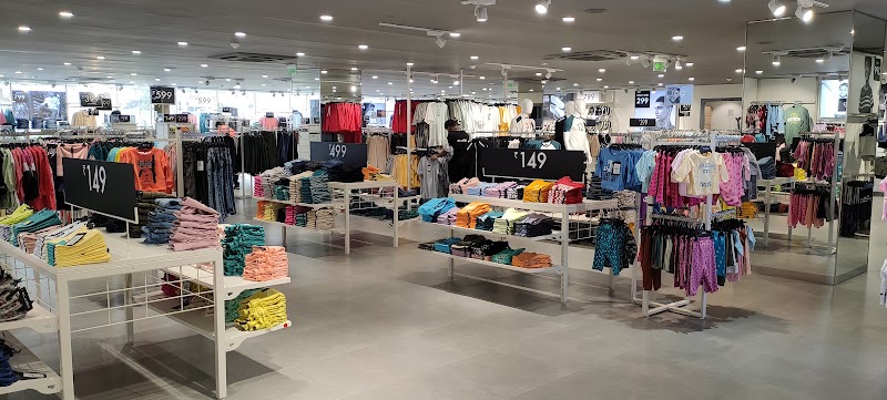 ZUDIO - Vizag (WS), Visakhapatnam - ZUDIO - Vizag (WS), Visakhapatnam, 10-50-58/1, R K Estate, Waltair Main Rd, Ram Nagar, Visakhapatnam, Andhra Pradesh 530002, India