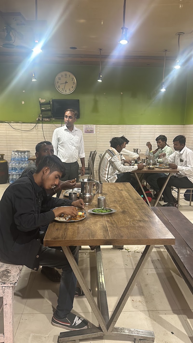 Hotel Desi Tadka - Hotel Desi Tadka, Uslapur relwy stasion, Over Brige usl, Uslapur Station Rd, Gauri Ganesh Colony, Mangla, Uslapur, Chhattisgarh 495001, India