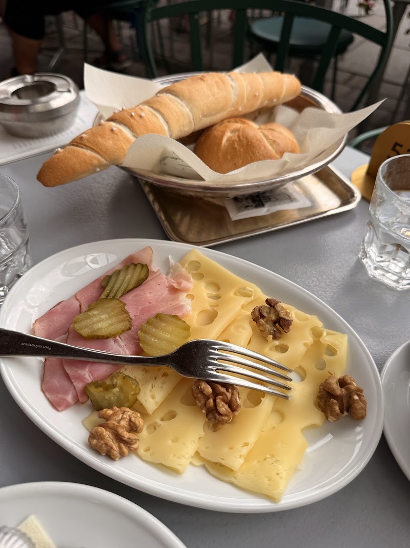 Café Tomaselli - Café Tomaselli, Alter Markt 9, 5020 Salzburg, Austria