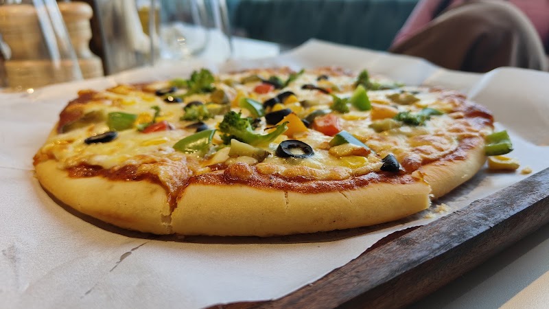 Brewbites café & Restaurant - Brewbites café & Restaurant, Second Floor, Radhe Krishna Complex, near Bailey Road, Saguna More, Kaliket Nagar, Patna, Danapur, Bihar 801503, India
