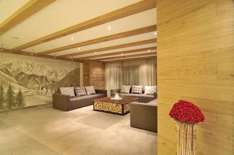 Residence Villa Marta - Residence Villa Marta Streda Puez, 14, 39048 Selva di Val Gardena BZ, Italy