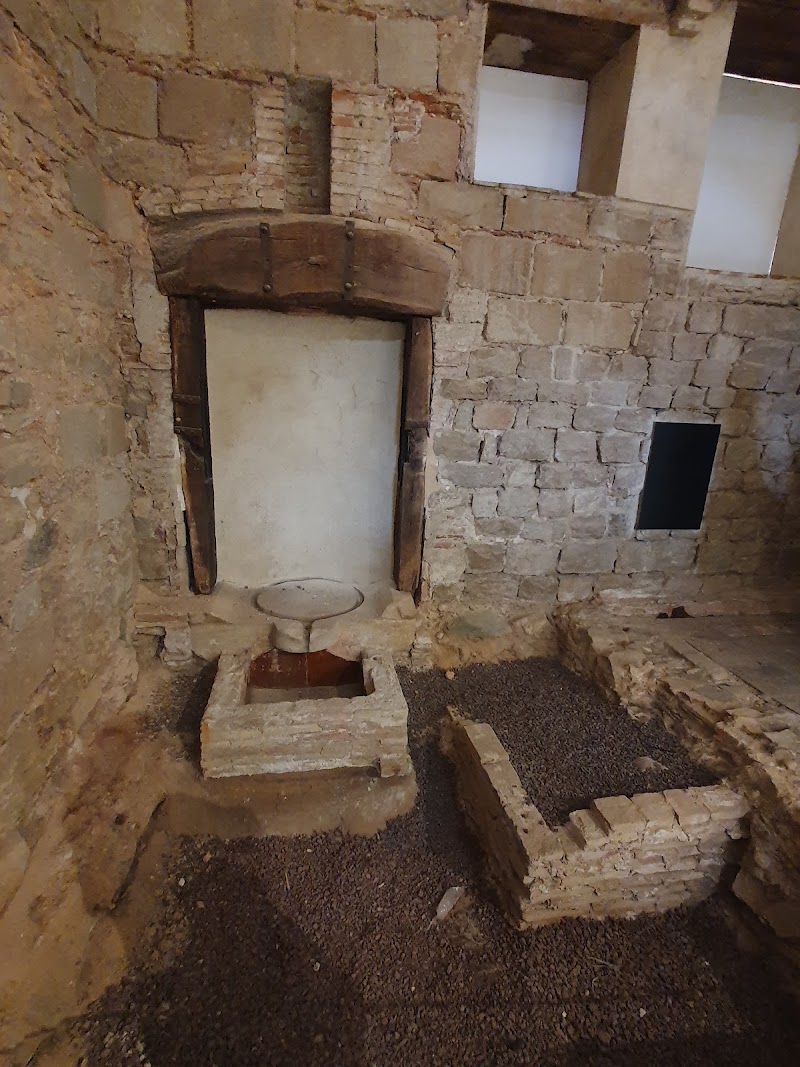Castell de Cornellà - Castell de Cornellà, Carrer de Mossèn Jacint Verdaguer, s/n, 08940 Cornellà de Llobregat, Barcelona, Spain