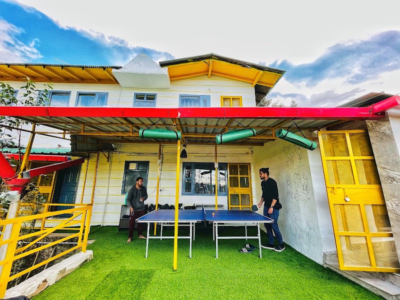 Lushtree Backpackers