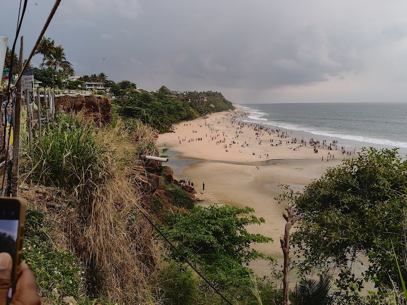 Varkala cliff helipad - Varkala cliff helipad PPP3+6VJ, Varkala, Kerala 695141, India