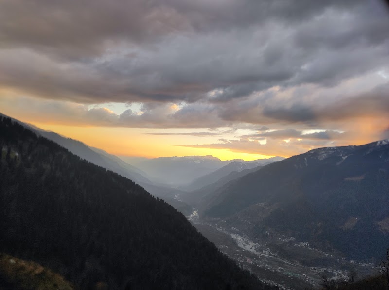 Hobbit Hamta - Hobbit Hamta Hobbit, Hamta, Manali, Himachal Pradesh 175143, India
