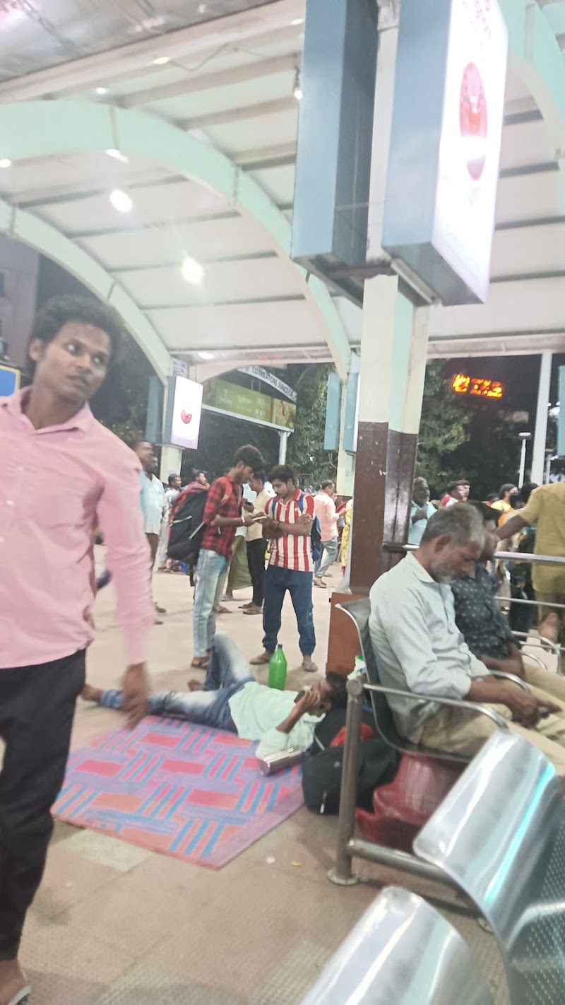 Coimbatore Junction - Coimbatore Junction XXW8+VM8, Trichy Rd, Gopalapuram, Coimbatore, Tamil Nadu 641018, India