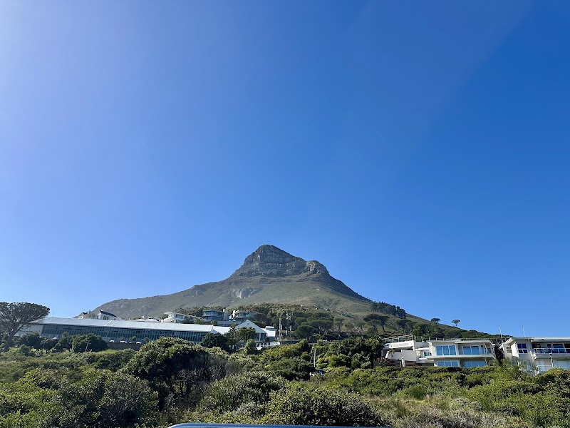 Camps Bay Beach and Table Mountain View Point - Camps Bay Beach and Table Mountain View Point, Camps Bay, Car Park, 0E Victoria Rd, Clifton, Cape Town, 8005, South Africa