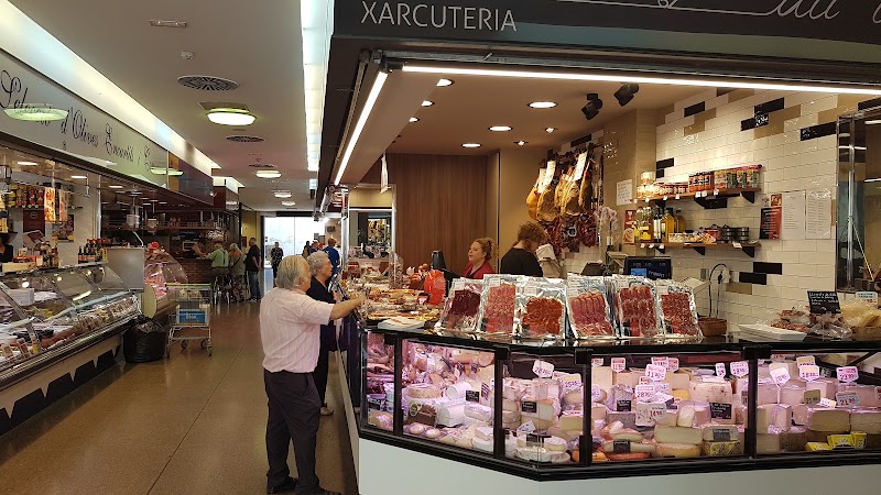Mercat del Poblenou - Mercat del Poblenou Plaça de la Unió, 25, Sant Martí, 08005 Barcelona, Spain