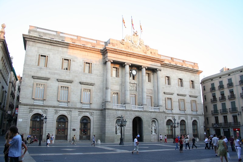 Palau de la Generalitat de Catalunya - Palau de la Generalitat de Catalunya Pl. de Sant Jaume, 4, Ciutat Vella, 08002 Barcelona, Spain