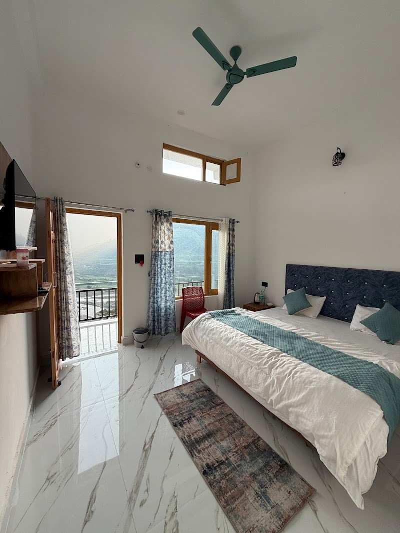 Yamunotri Heights (Hotel & Restaurant) - Yamunotri Heights (Hotel & Restaurant), Tiladi road, Uprari, Barkot, Uttarakhand 249141, India