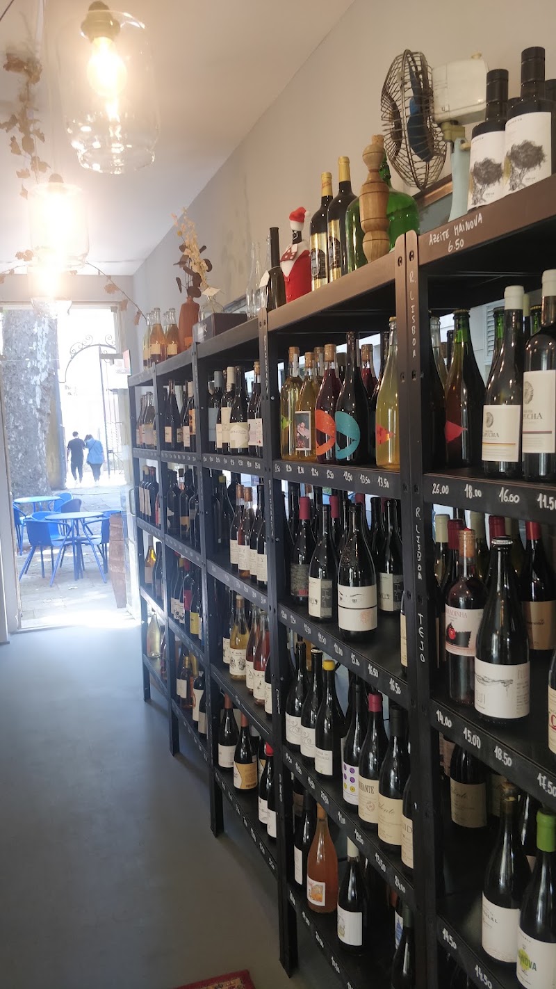 Cave Bombarda - Natural Wine Shop - Cave Bombarda - Natural Wine Shop Centro Comercial Bombarda Rua do Rosário 84 CCBombarda, Loja 16, 4050-381 Porto, Portugal