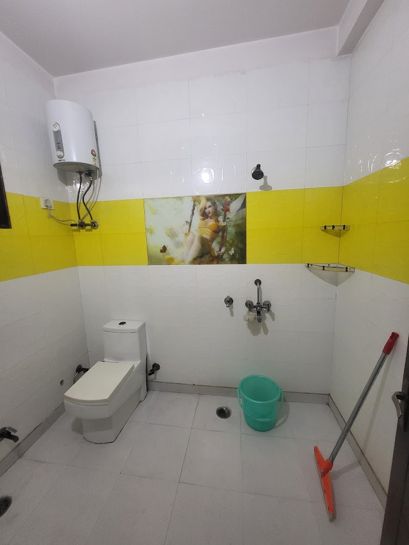 Radhe Mohan Girls & Boys PG - Radhe Mohan Girls & Boys PG 552, 2nd floor, opposite D MALL, Niti Khand 3, Manoj Vihar, Indirapuram, Ghaziabad, Uttar Pradesh 201014, India