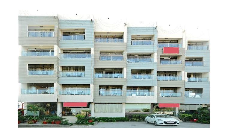 OYO 7240 Hotel Apaar