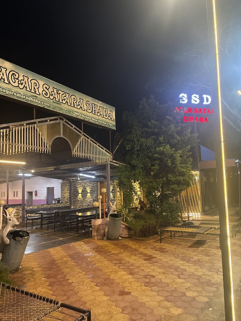SAGAR SATARA DHABA - SAGAR SATARA DHABA, NH-4 highway, Davanagere-Harihar Bypass, near Bharat petroleum, Harihar, Hanagawadi, Karnataka 577601, India