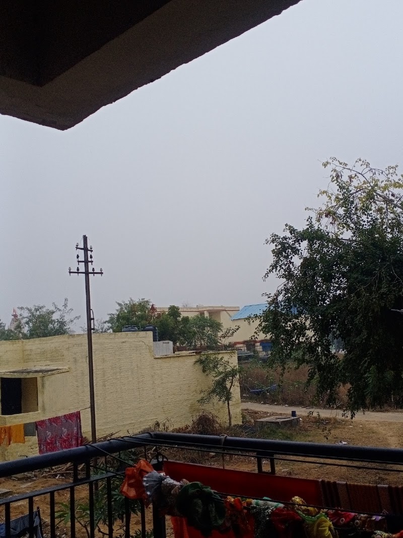 RAILWAY GARDEN - RAILWAY GARDEN CWQH+6C4, New Colony, Sector 95B, Gurugram, Haryana 122505, India
