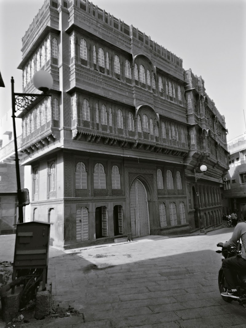 Rampuria Havelli - Rampuria Havelli, Joshiwara, Mohalla, Bikaner, Rajasthan 334001, India