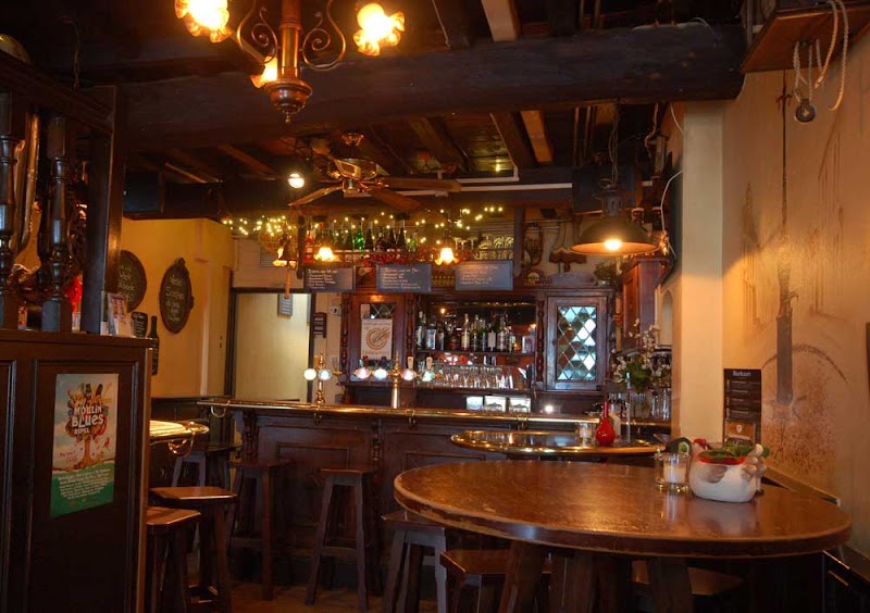 Brasserie De Zonnewijzer - Brasserie De Zonnewijzer Hoogstraat 18, 6017 AR Thorn, Netherlands