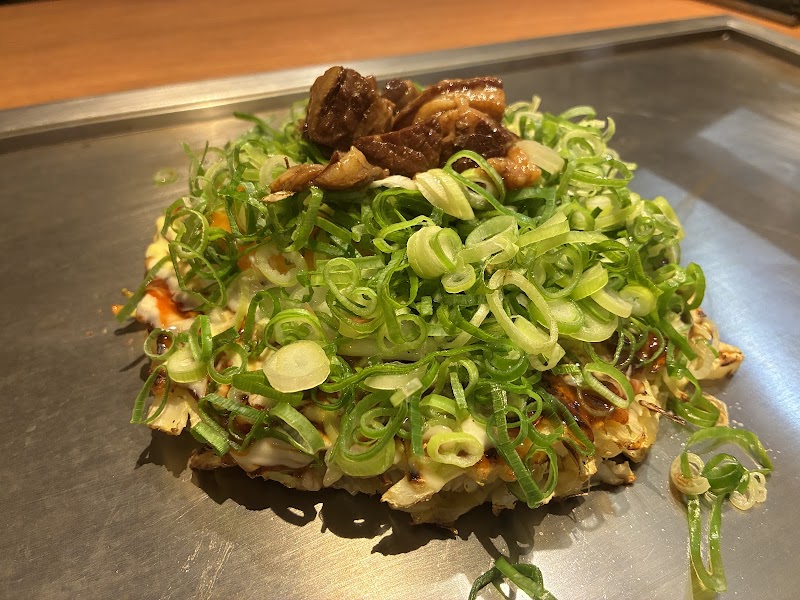 Okonomiyaki Messe-kuma Shin-Osaka - Okonomiyaki Messe-kuma Shin-Osaka, Japan, 〒532-0011 Osaka, Yodogawa Ward, Nishinakajima, 5-chōme−16−１ JR 新大阪駅 １階 味の小路