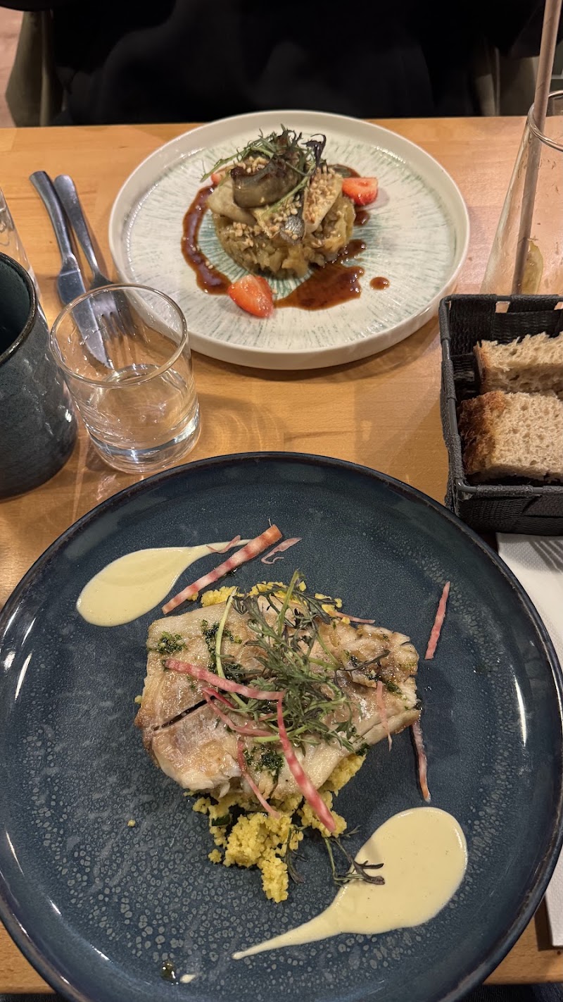 LArchimede | Restaurant Republique Paris 10 (Canal Saint Martin) | Terrasse - LArchimede | Restaurant Republique Paris 10 (Canal Saint Martin) | Terrasse 11 Rue Marie et Louise, 75010 Paris, France